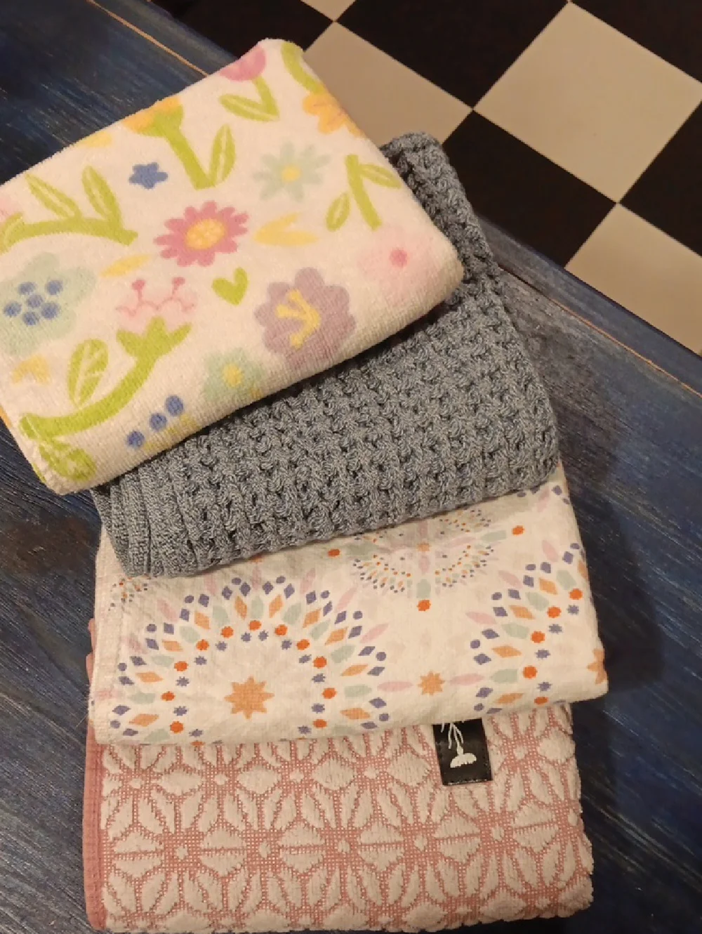 Set of 4 Kitchen Dish Towels